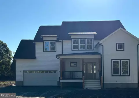 640 Latane Dr, Colonial Beach, VA 22443