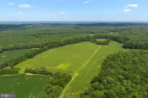 660 Old Yeocomico Rd, Kinsale, VA 22488
