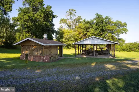 Exterior - 77 Randall Rd, Colonial Beach, VA 22443 photo 9 of 9