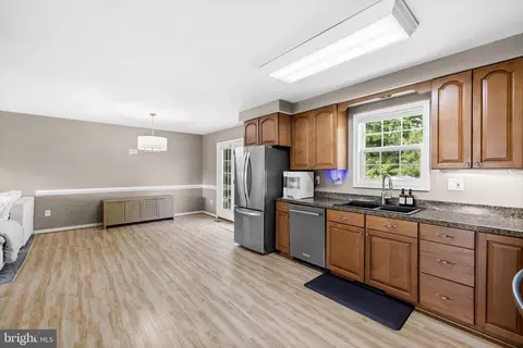 Kitchen - 77 Randall Rd, Colonial Beach, VA 22443 photo 4 of 4