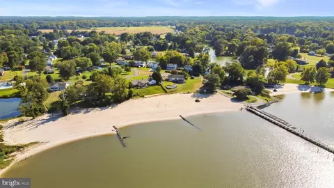 View/Area - 155 Pearson Dr, Colonial Beach, VA 22443 photo 2 of 14