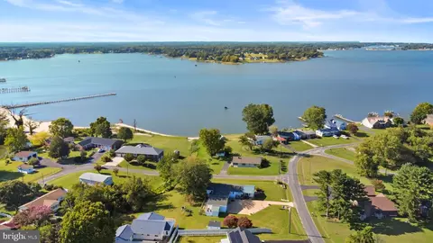 View/Area - 155 Pearson Dr, Colonial Beach, VA 22443 photo 4 of 14