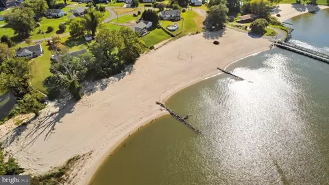 View/Area - 155 Pearson Dr, Colonial Beach, VA 22443 photo 6 of 14