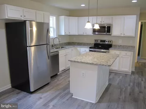 Kitchen - 151 Loretta Dr, Colonial Beach, VA 22443 photo 1 of 7