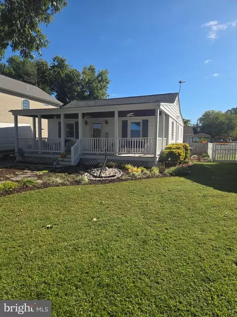 728 Marshall Ave, Colonial Beach, VA 22443