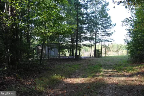 Trigger Drive, Colonial Beach, VA 22443 photo 3