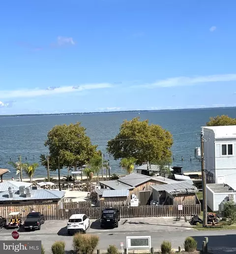 103 N Irving Ave #406, Colonial Beach, VA 22443