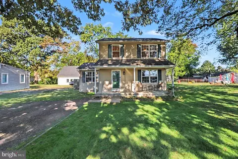117 2nd St, Colonial Beach, VA 22443