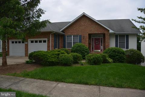 1925 Sully Ct, Winchester, VA 22601 photo 1