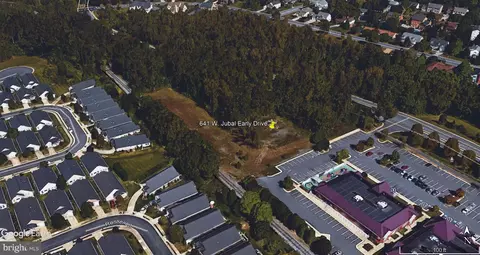 641 W Jubal Early Dr, Winchester, VA 22601