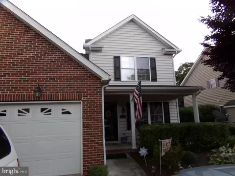 2066 Honeysuckle Ln, Winchester, VA 22601