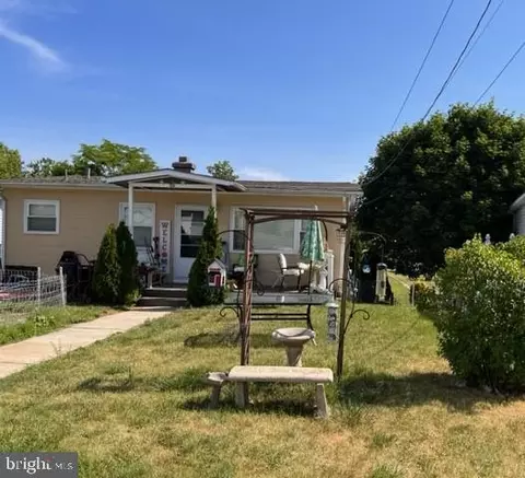 930 Woodstock Ln, Winchester, VA 22601