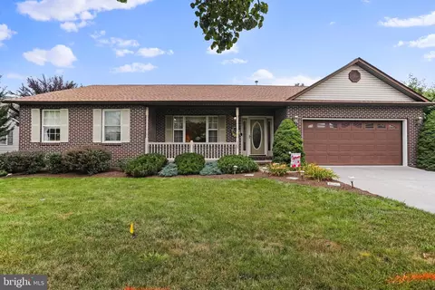 209 W Cedarmeade Ave, Winchester, VA 22601