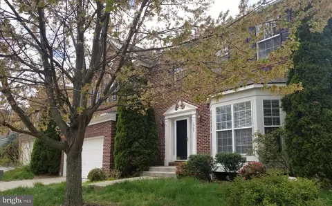 1909 Melvor Ln, Winchester, VA 22601