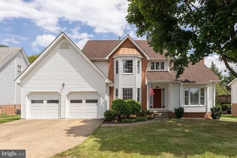2612 Stonegate Dr, Winchester, VA 22601