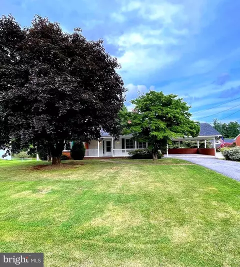 536 Fox Dr, Winchester, VA 22601