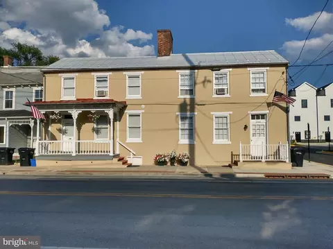 208 210 N Kent St, Winchester, VA 22601