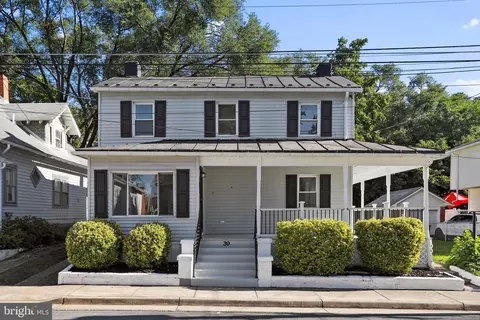 30 W Southwerk St, Winchester, VA 22601