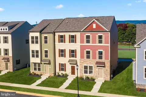 3141 Eton Pl #HOME D6, Winchester, VA 22601