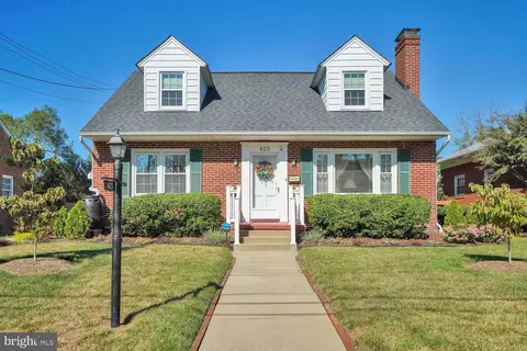 423 Van Fossen St, Winchester, VA 22601