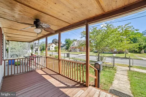 609 Watson Ave, Winchester, VA 22601 photo 3