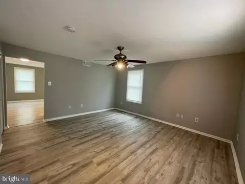 915 E Cork St, Winchester, VA 22601 photo 6