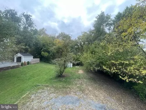 915 E Cork St, Winchester, VA 22601 photo 5