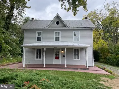 915 E Cork St, Winchester, VA 22601