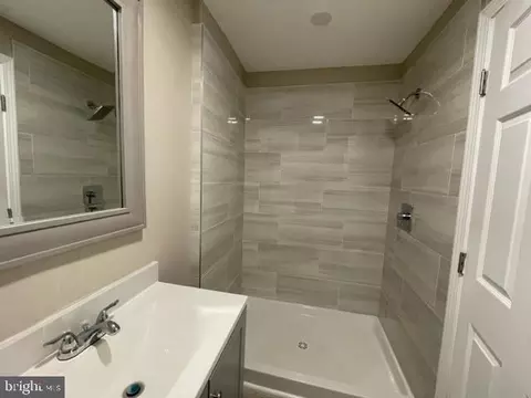 915 E Cork St, Winchester, VA 22601 photo 12
