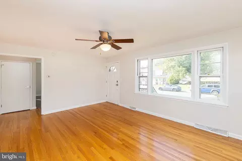 550 Gray Ave, Winchester, VA 22601 photo 12