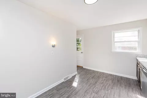 550 Gray Ave, Winchester, VA 22601 photo 8