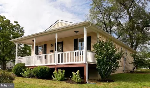 911 Berryville Ave, Winchester, VA 22601