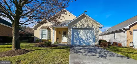 1835 Tilghman Ln, Winchester, VA 22601