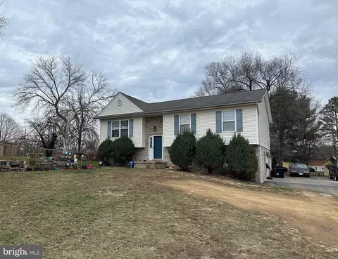 3128 Papermill Rd, Winchester, VA 22601