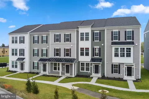 604 Hemsworth Ln, Winchester, VA 22601
