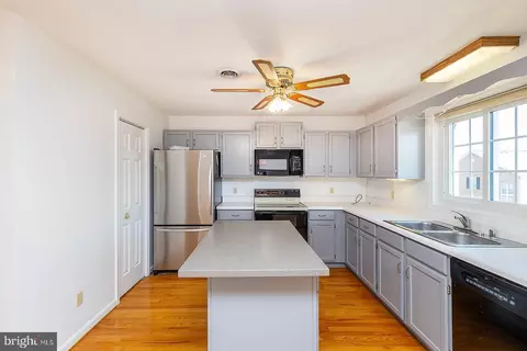 Kitchen - 2642 Daniel Ter, Winchester, VA 22601 photo 2 of 4