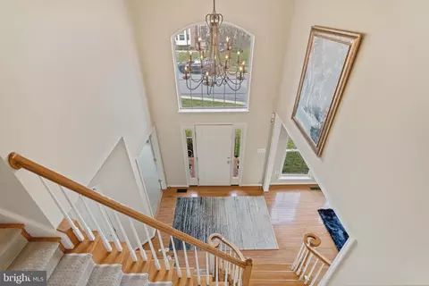 Entry Way - 942 Wayne Dr, Winchester, VA 22601 photo 2 of 2