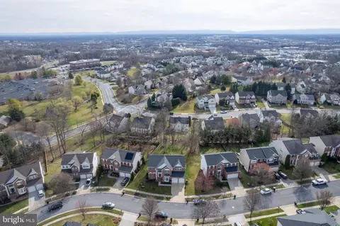 View/Area - 942 Wayne Dr, Winchester, VA 22601 photo 2 of 3