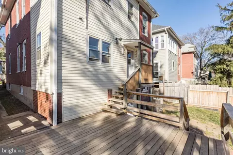 Exterior - 444 N Braddock St, Winchester, VA 22601 photo 5 of 10