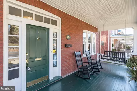 Exterior - 444 N Braddock St, Winchester, VA 22601 photo 3 of 10