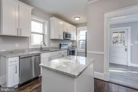 Kitchen - 444 N Braddock St, Winchester, VA 22601 photo 2 of 3
