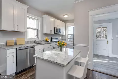 Kitchen - 444 N Braddock St, Winchester, VA 22601 photo 1 of 3
