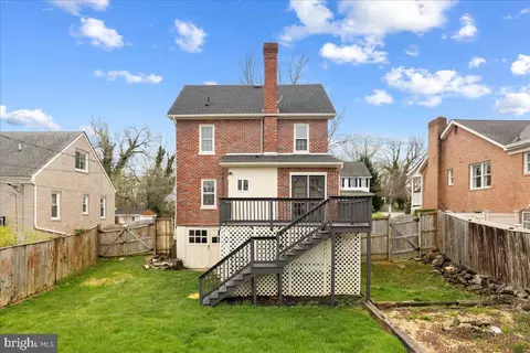 Exterior - 308 Miller St, Winchester, VA 22601 photo 7 of 8