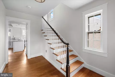 Entry Way - 308 Miller St, Winchester, VA 22601 photo 1 of 4