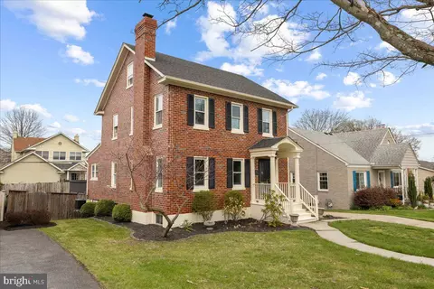 Exterior - 308 Miller St, Winchester, VA 22601 photo 3 of 8