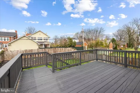 Exterior - 308 Miller St, Winchester, VA 22601 photo 4 of 8