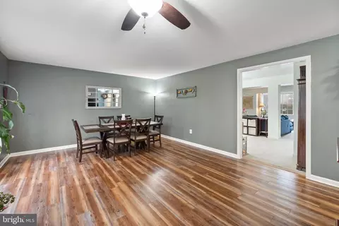 Dining - 2316 Tower Ave, Winchester, VA 22601 photo 2 of 4
