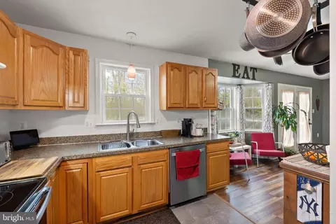 Kitchen - 2316 Tower Ave, Winchester, VA 22601 photo 2 of 4