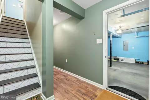 Entry Way - 2316 Tower Ave, Winchester, VA 22601 photo 5 of 6