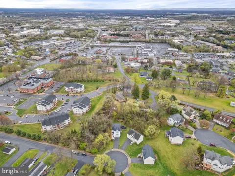 View/Area - 2316 Tower Ave, Winchester, VA 22601 photo 1 of 10